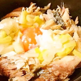 簡単リメイク　塩サバ丼ぶり